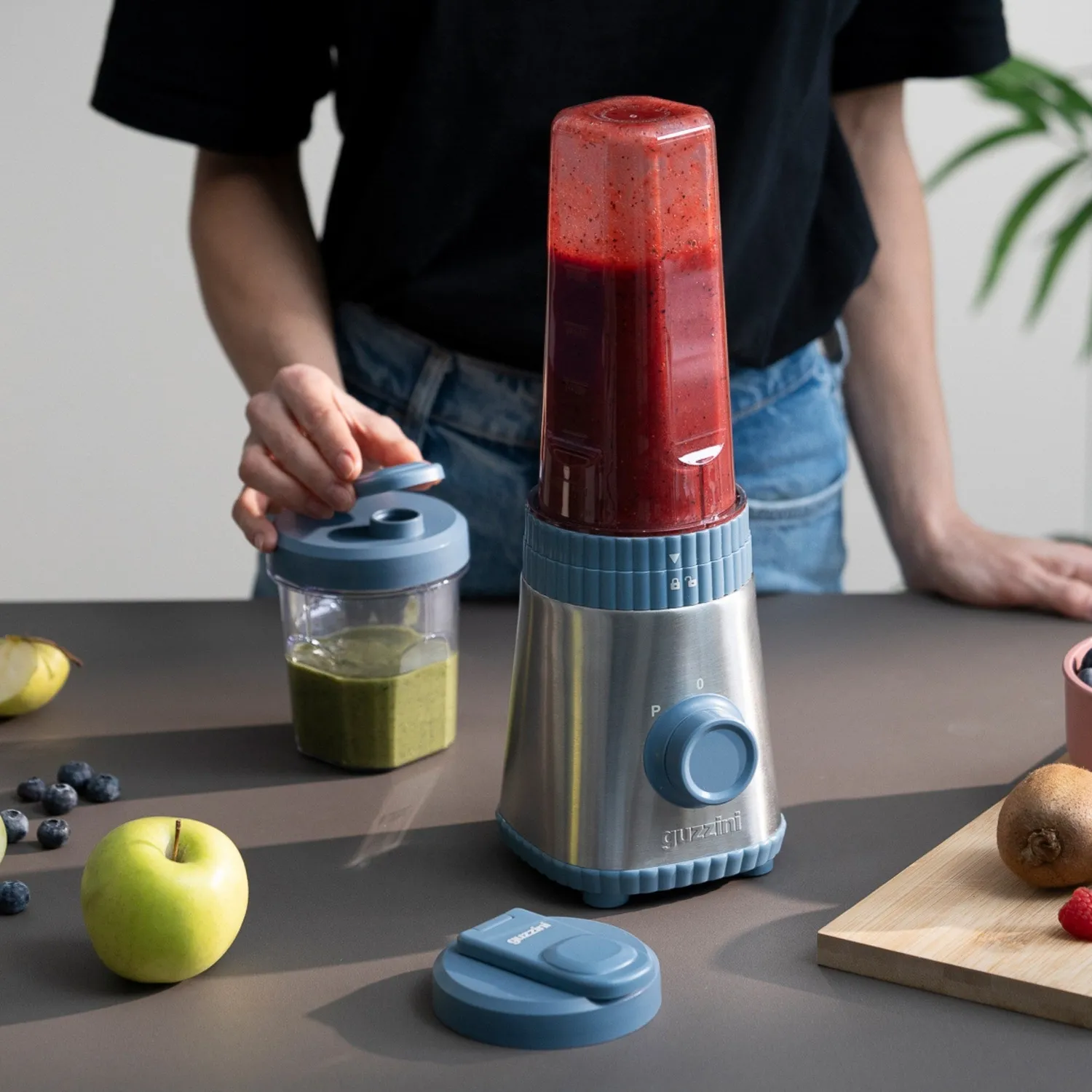 Guzzini Sous Chef On-The-Go blender navy blue 2 kopper