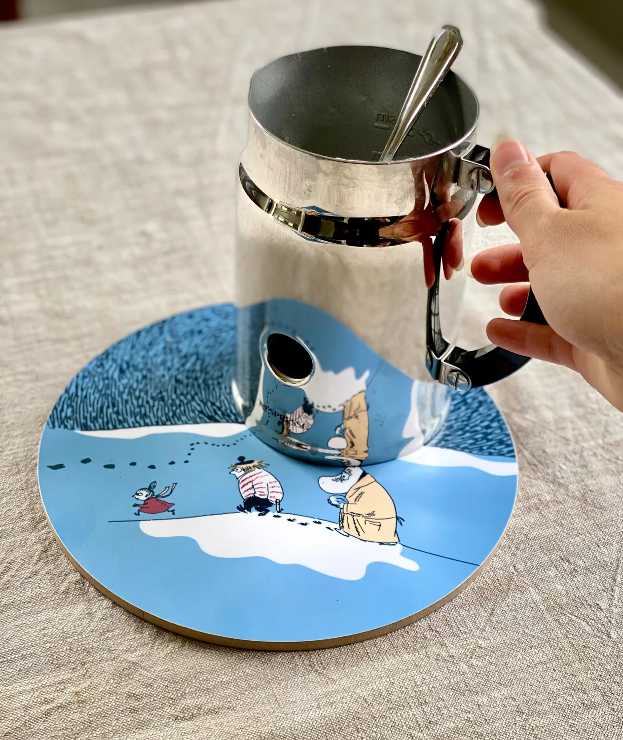 Opto Design Moomin Winter 2021 grydunderlag Ø21 cm MDF