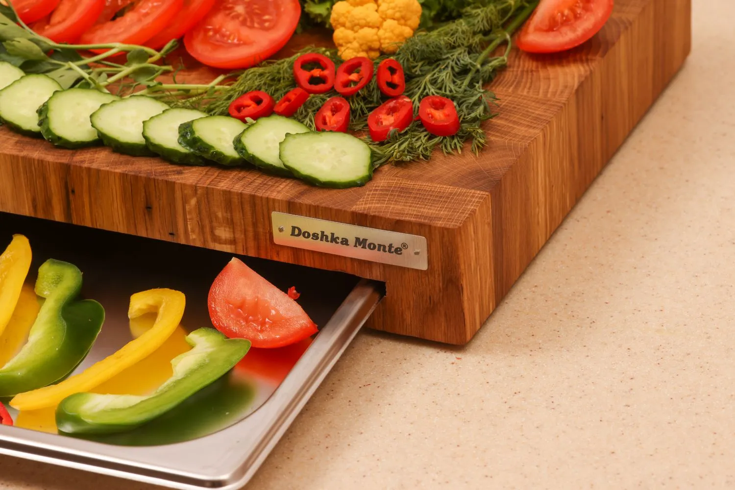 Doshka Monte Oak Grain skærebræt eg 30x40 gastronorm