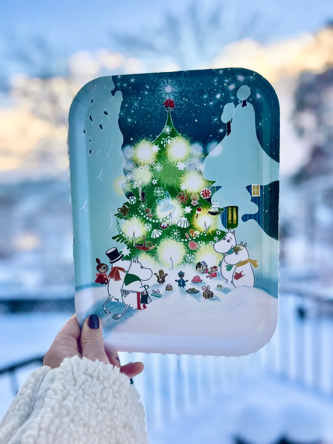 Opto Design Mumi Christmas Tree bakke 27x20 cm birkefiner