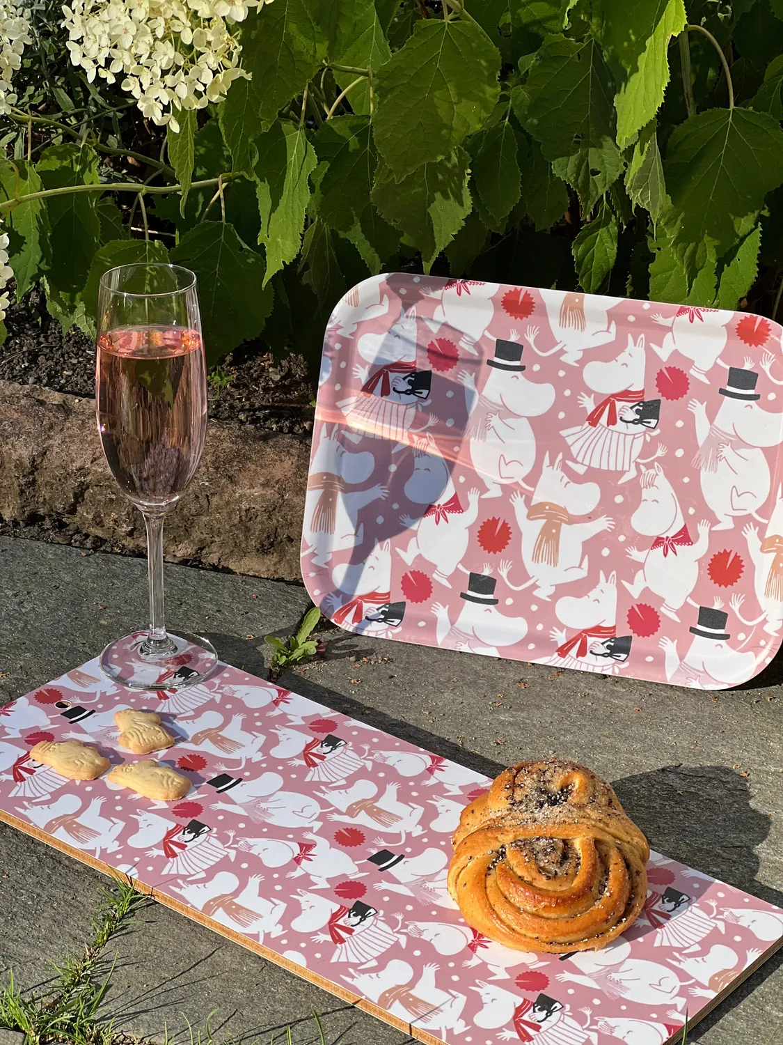 Opto Design Moomin Celebration serveringsbræt lyserød 40 cm
